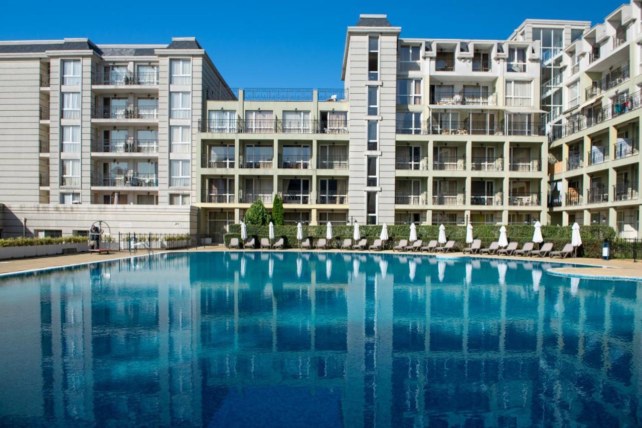 Festa Pomorie Resort Exteriör bild
