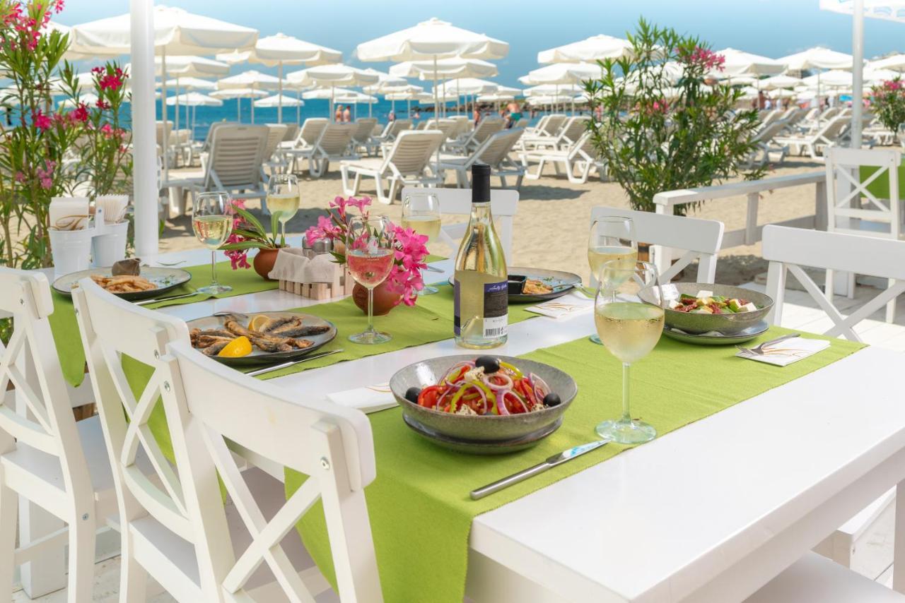 Festa Pomorie Resort Exteriör bild