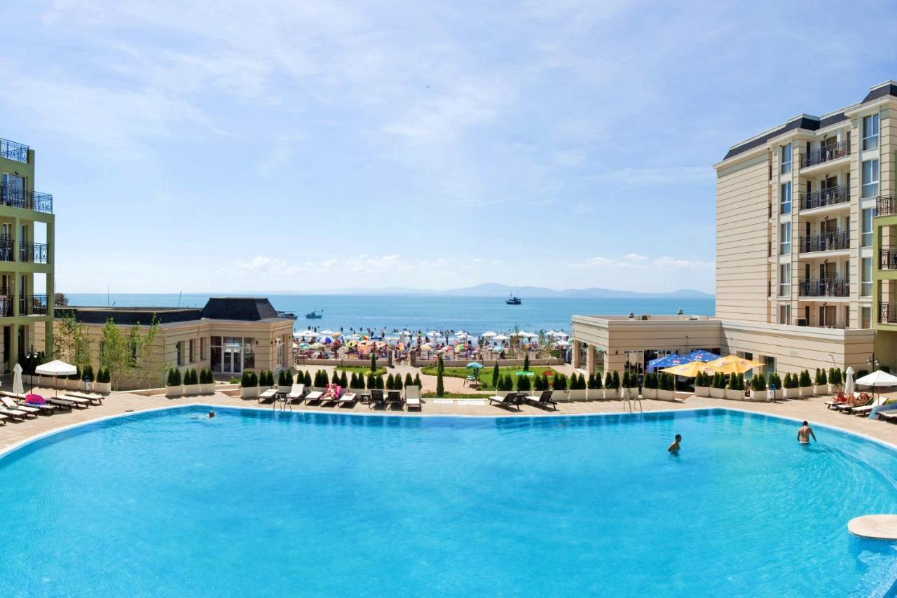 Festa Pomorie Resort Exteriör bild